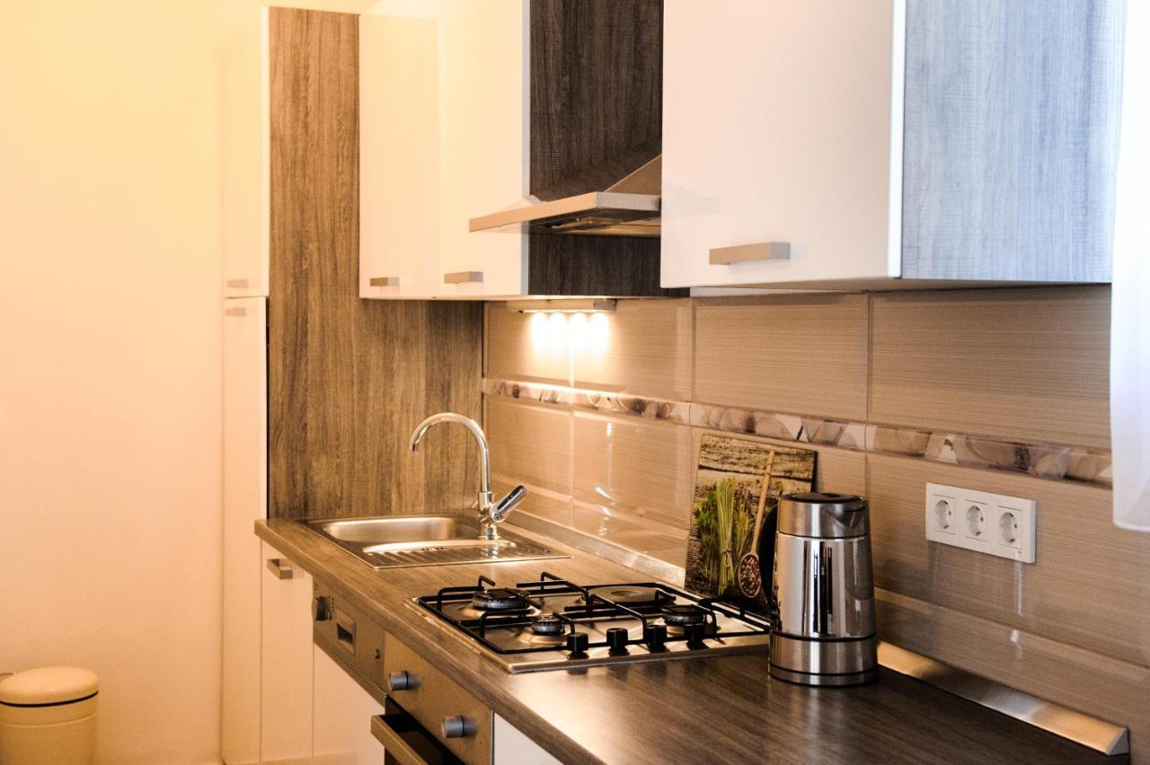 Mastrinka Apartment Trogir Exteriör bild